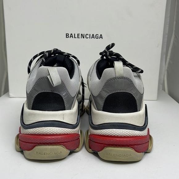 Balenciaga Triple S Silver with Red - Picture 5 of 6